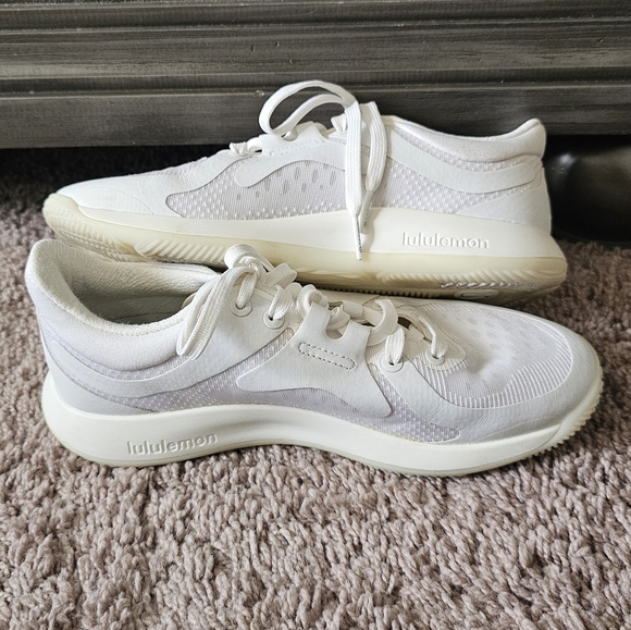 Lululemon Strongfeel Shoes - Picture 12 of 13